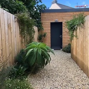  Hébergement de vacances Le Cabanon Malouin France